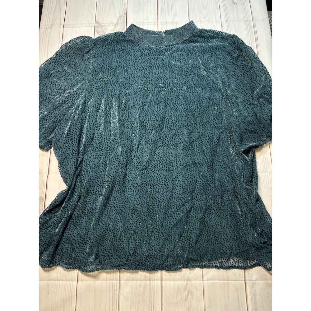 Women's Maurice's Emerald Green Velvet Polka Dot Short Sleeve Top 2XL